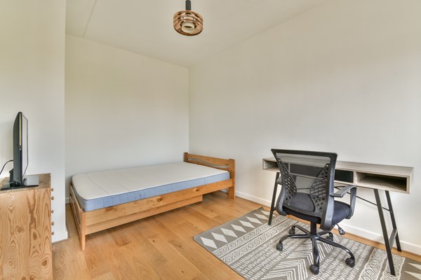 Medium property photo - Hoofdweg, 1058 BB Amsterdam